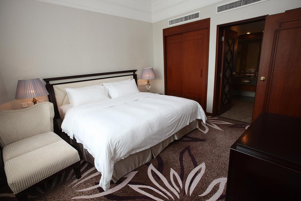 Foshan Fontainebleau Hotel Δωμάτιο φωτογραφία