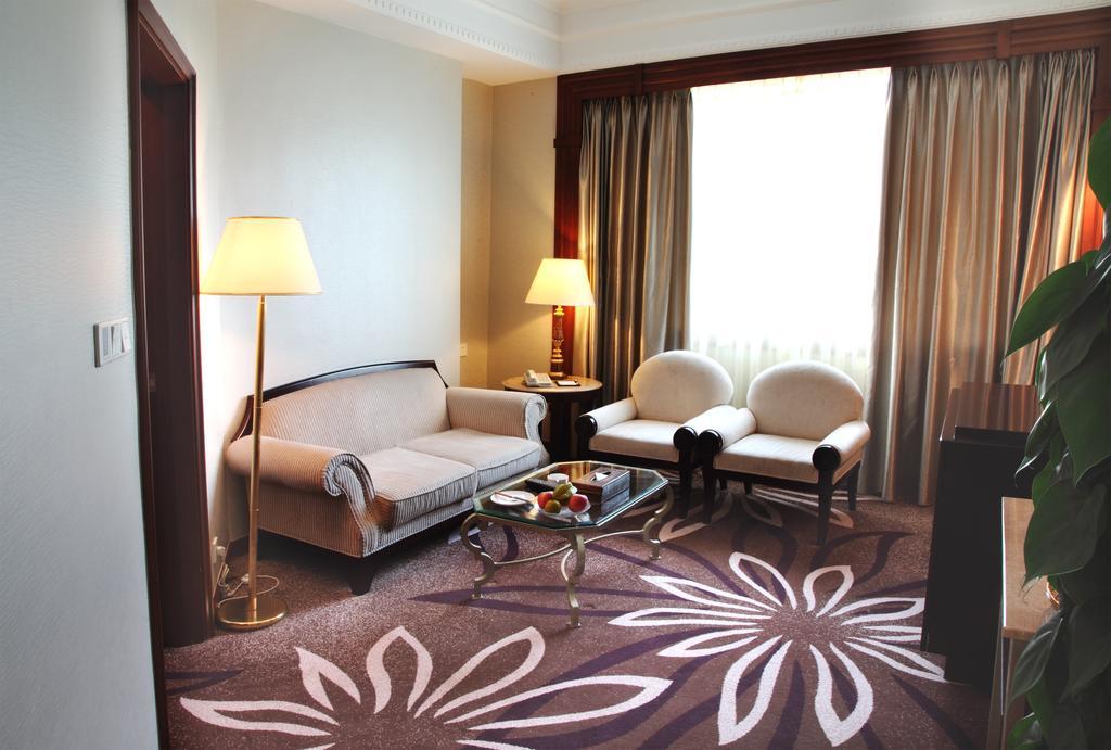 Foshan Fontainebleau Hotel Εξωτερικό φωτογραφία